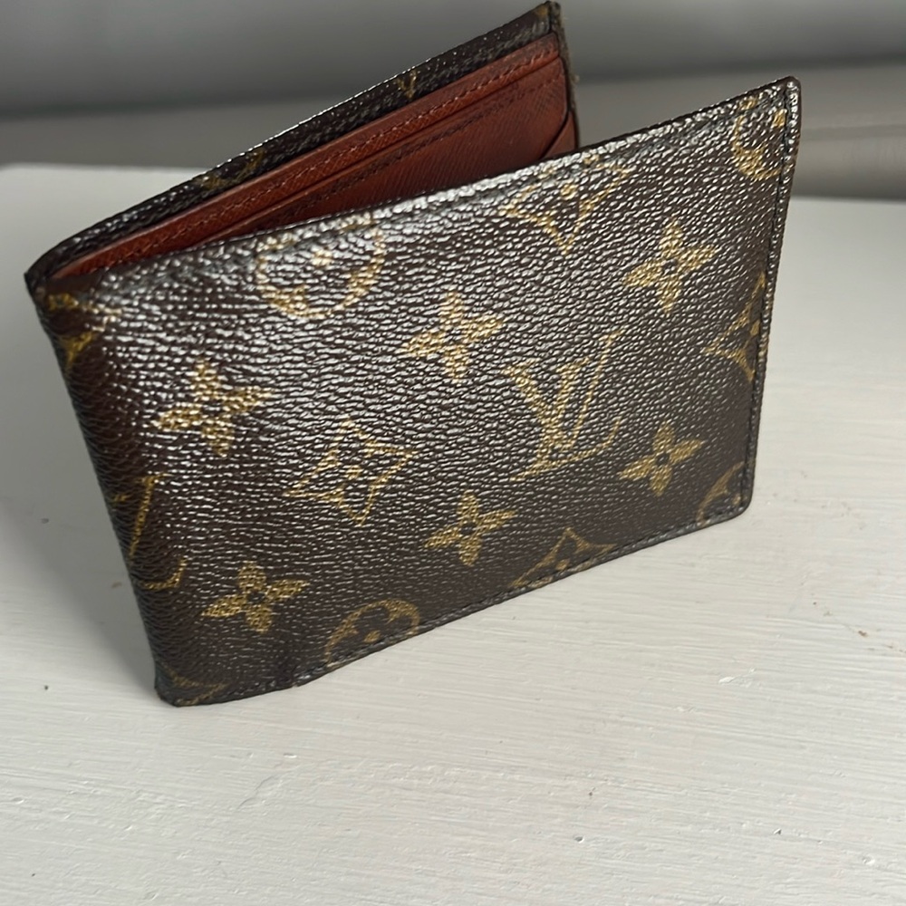 Vintage Vuitton Bifold wallet